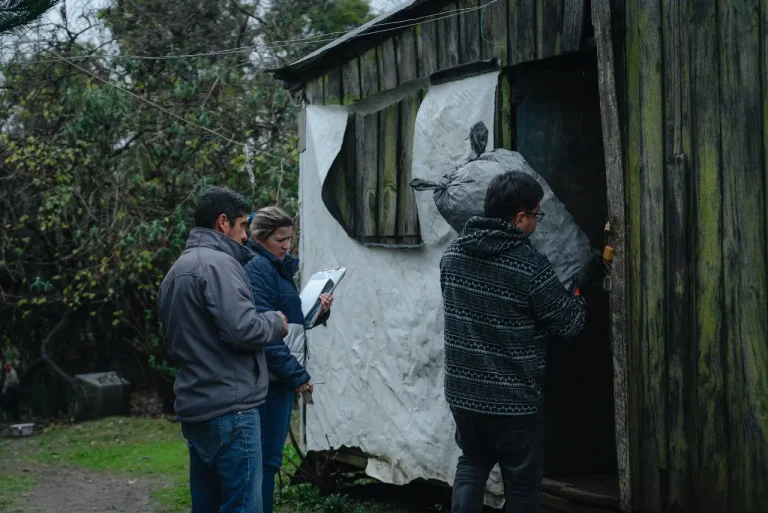 Municipio de San Carlos despliega aplicación de Fichas FIBE para evaluar daños tras sistema frontal