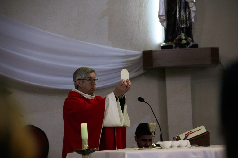 Con emotiva misa, San Carlos inició la celebración de sus 225 años de historia