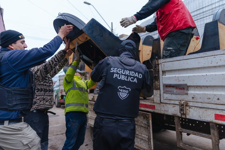 Municipalidad de San Carlos encabeza operativo de fiscalización junto a Seremi de Seguridad Pública y Carabineros: clausuran dos casinos populares sin patente