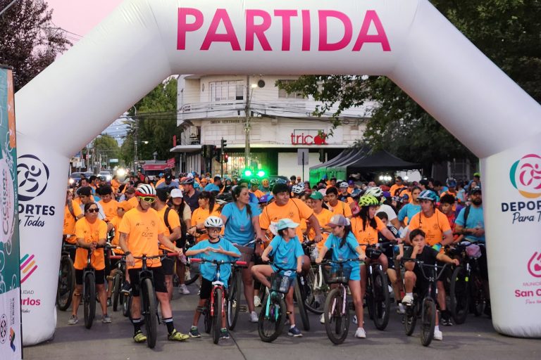 MÁS DE 1.000 PERSONAS LLENARON LA PLAZA DE SAN CARLOS EN EL EXITOSO CIERRE DE “CICLISMO PARA TODOS ÑUBLE 2026”