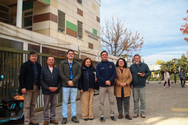Nueva urgencia dental en CESFAM Teresa Baldecchi busca reducir lista de espera de 5 mil personas