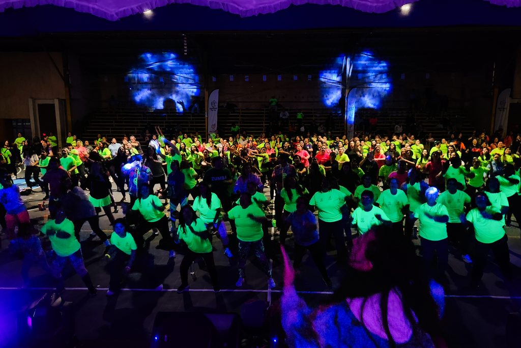 Más de 500 personas participaron en masiva jornada de Zumba Flúor en San Carlos